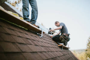 Local Roofers in Lake Ridge, VA